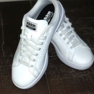 Women’s Adidas Original Black & White Size 5.5